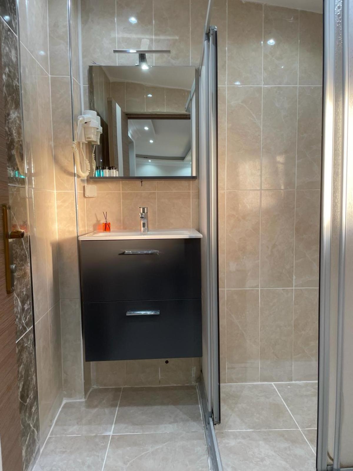 Luna Suites Taksim Istambul Extérieur photo